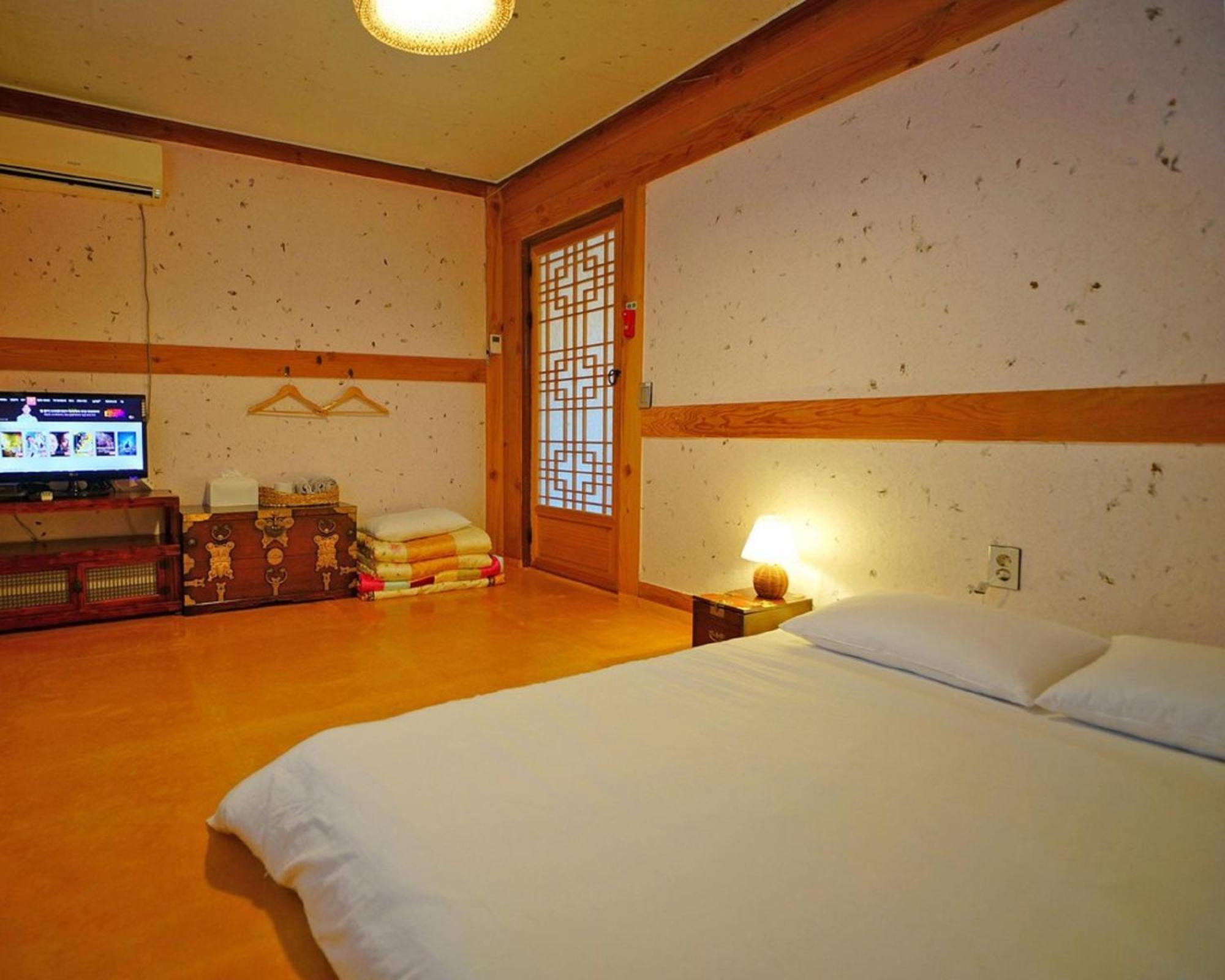 Hanok Gotaek Goeul Чонджу Экстерьер фото