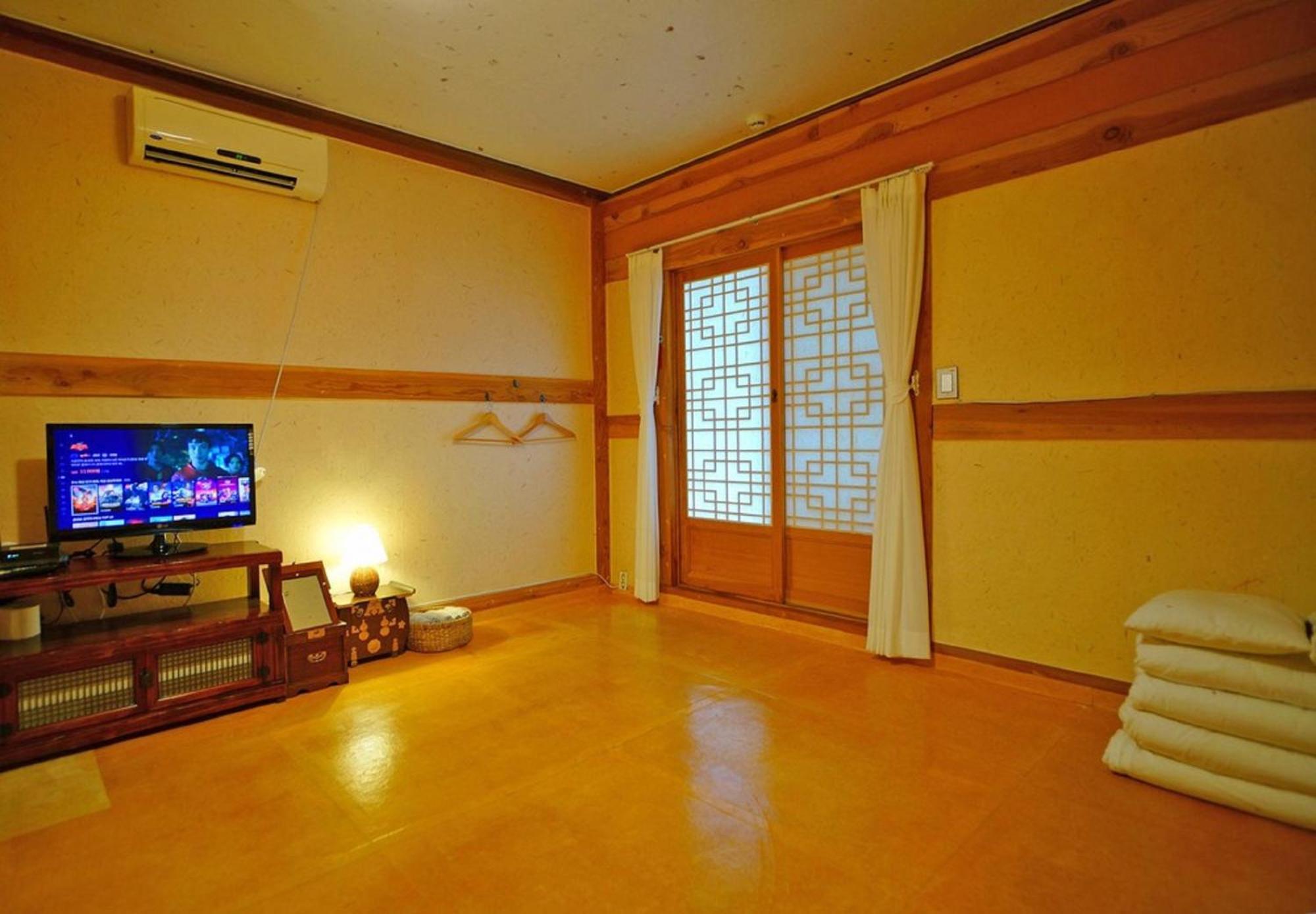 Hanok Gotaek Goeul Чонджу Экстерьер фото